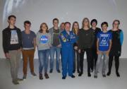 NASA-Astronaut Michael Fincke mit Astronomie-Gruppe