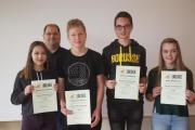 6. Klassen - Kategorie: Junior 1. Platz 6B Simon Gahleitner 2. Platz 6B Alexander Böhm 3. Platz 6A Karin Weinbauer 4. Platz 6A Jonas Pankratz (nicht am Foto) 5. Platz 6A Larissa Pernsteiner