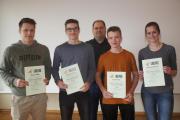 7. Klassen - Kategorie: Student 1. Platz 7B Jonas Reiter 2. Platz 7B Moritz Mitter 3. Platz 7B Jakob Frattner 4. Platz 7A Liana Gahleitner 5. Platz 7A Lara Nösslböck (nicht am Foto)